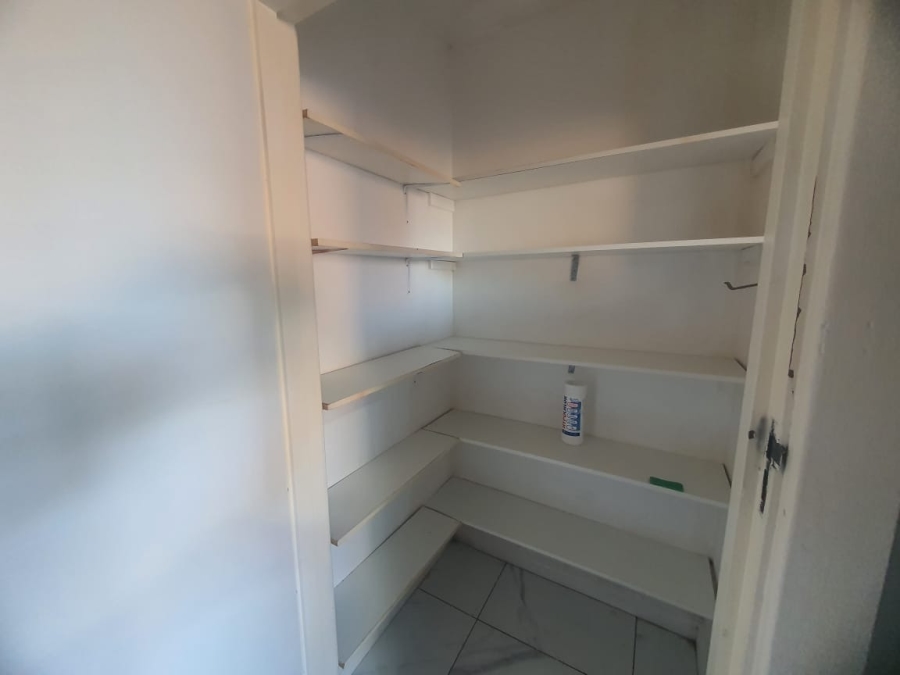 To Let 3 Bedroom Property for Rent in Beacon Bay Eastern Cape